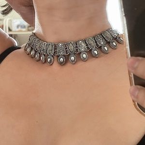 Beautifully detailed statement necklace